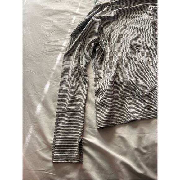 Lukka Grey Striped Full Zip Hoodie Woman’s Size Large - Picture 10 of 12